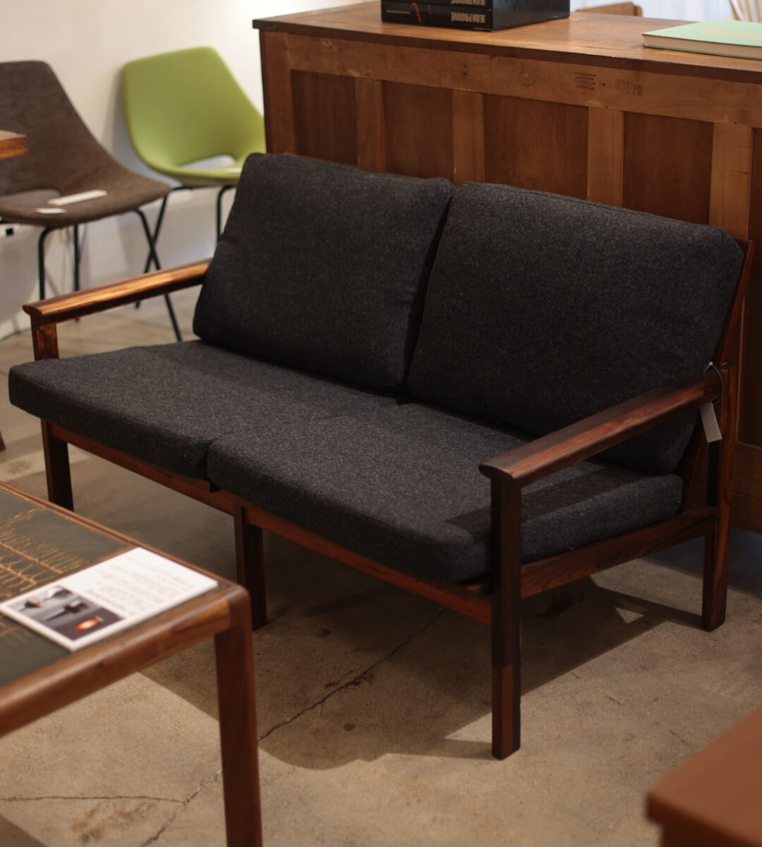 2seater sofa / Illum WIkkelso – wv-eel.com